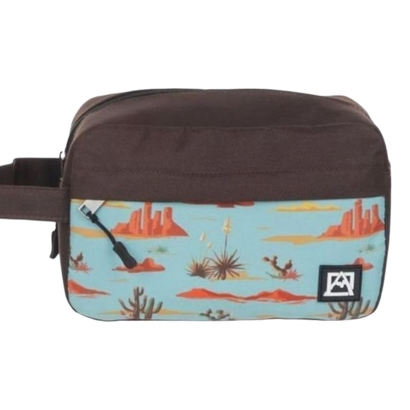 Avalanche Men’s Toiletries Kit - Picture 3 of 3